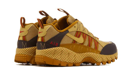 Nike Air Humara Buff Gold